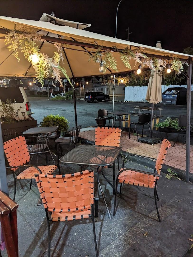 Mamma Gina's Mineola Pizza